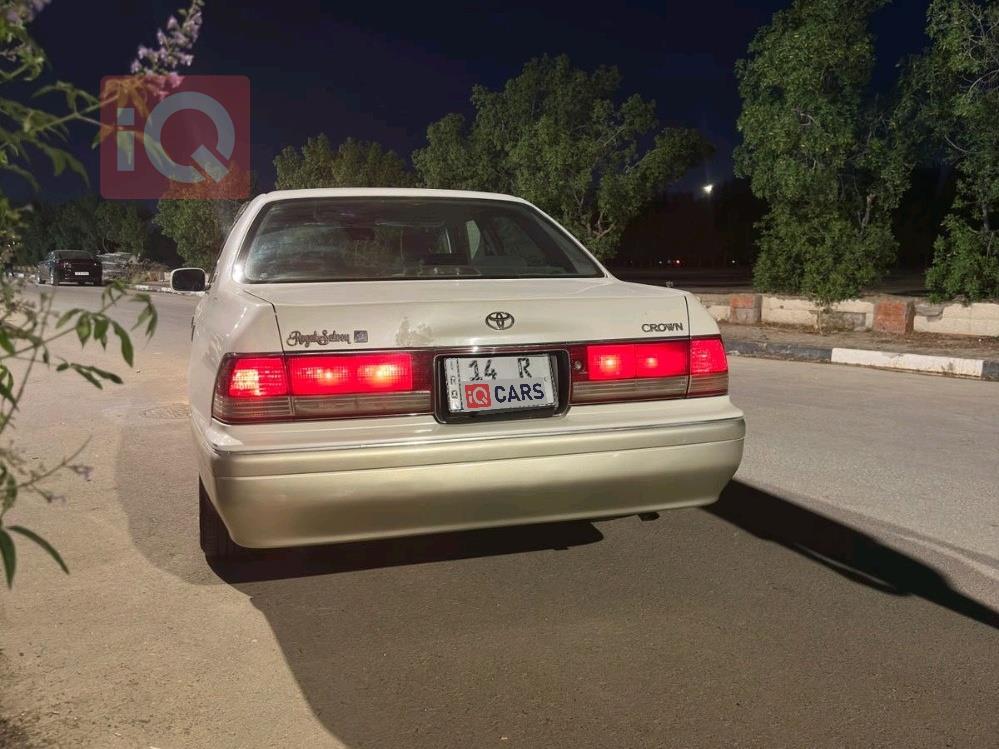 تويوتا كراون